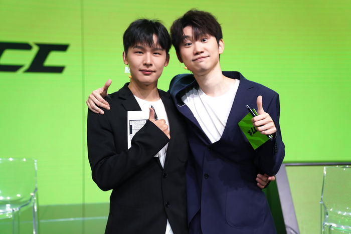 UP赛后群访教练：先进季后赛吧 能不能进世界赛就大家一起努力