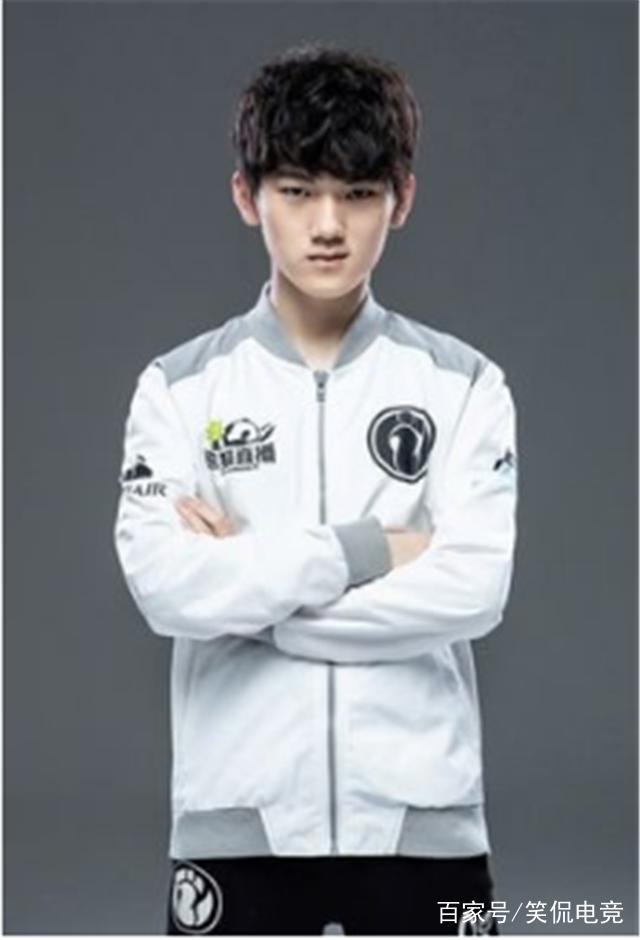 WE与教练正式解约