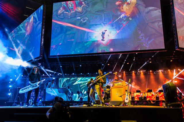 Team Falcons 对阵 G2 Esports ， Team Vitality 将在2025年电子竞技世界杯首场比赛中对阵 Team Liquid